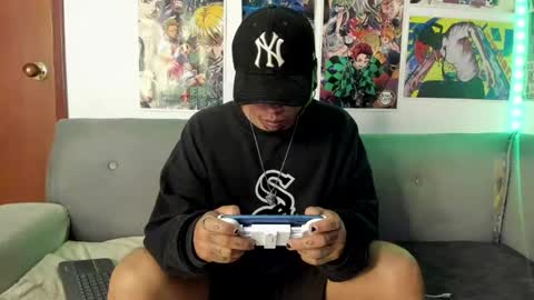 John carrie    Independent  Help me reach my goal 100 likes and 10000 followers  online show from 29, 1, 2025