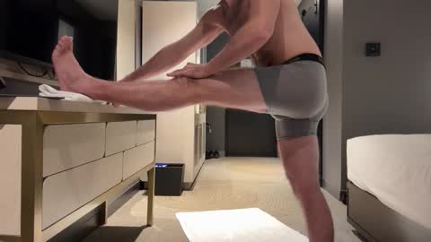 Snapshot of johnfitzzzzz chatting on 21, 10, 2025 J online show from 21, 10, 2025