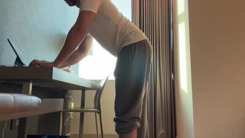 Snapshot of johnfitzzzzz chatting on 15, 12, 2025 J online show from 15, 12, 2025