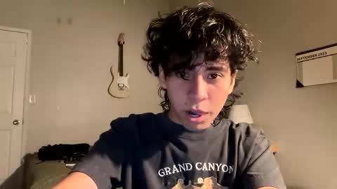 Snapshot of johnj188 chatting on 24, 9, 2025 johnj188 online show from 24, 9, 2025