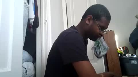 Snapshot of johnjohn6789840055 chatting on 30, 9, 2025 John online show from 30, 9, 2025