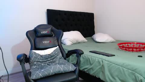 john online show from 14, 1, 2025