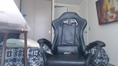 john online show from 17, 9, 2025