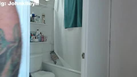 Snapshot of johnklleyn chatting on 2, 4, 2026 john online show from 2, 4, 2026