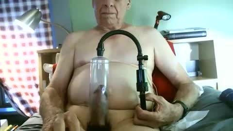 johnnieq1971 online show from 30, 5, 2026