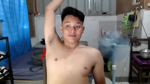 johnny_bigcock69 online show from 29, 4, 2026