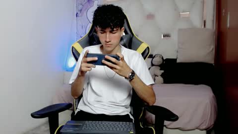 Snapshot of johnny_cagee chatting on 9, 1, 2026 johnny_cagee online show from 9, 1, 2026