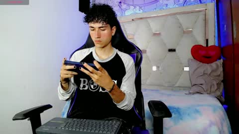 johnny_cagee online show from 5, 4, 2026