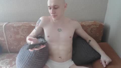 Snapshot of johnny_positive chatting on 11, 3, 2025 Johnny online show from 11, 3, 2025