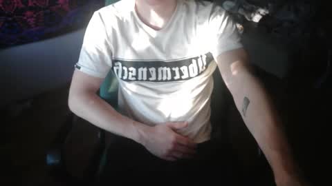 Snapshot of johnny_positive chatting on 14, 9, 2025 Johnny online show from 14, 9, 2025