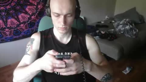 Snapshot of johnny_positive chatting on 20, 9, 2025 Johnny online show from 20, 9, 2025