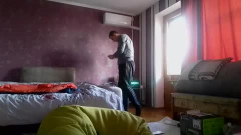 Snapshot of johnoreon chatting on 12, 10, 2025 johnoreon online show from 12, 10, 2025