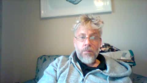 Snapshot of johnsmith401 chatting on 11, 12, 2024 johnsmith401 online show from 11, 12, 2024