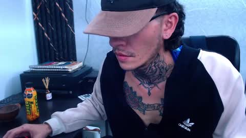 Snapshot of johnsonisaac94_ chatting on 12, 2, 2025 johnsonisaac94 online show from 12, 2, 2025