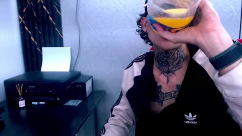 Snapshot of johnsonisaac94_ chatting on 16, 2, 2025 johnsonisaac94 online show from 16, 2, 2025