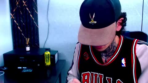 Snapshot of johnsonisaac94_ chatting on 22, 2, 2025 johnsonisaac94 online show from 22, 2, 2025