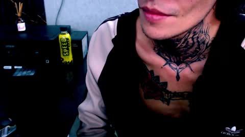 Snapshot of johnsonisaac94_ chatting on 22, 2, 2025 johnsonisaac94 online show from 22, 2, 2025