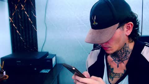 Snapshot of johnsonisaac94_ chatting on 24, 2, 2025 johnsonisaac94 online show from 24, 2, 2025