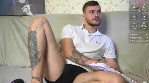 Snapshot of johnstoneisland chatting on 10, 9, 2025 John online show from 10, 9, 2025