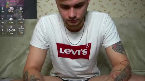 Snapshot of johnstoneisland chatting on 10, 11, 2025 John online show from 10, 11, 2025