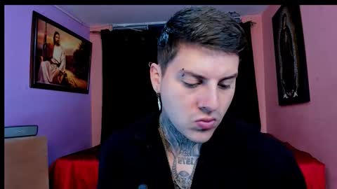 Johny online show from 1, 12, 2025