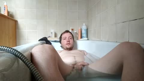 Snapshot of jojotouls chatting on 23, 12, 2024 boss online show from 23, 12, 2024