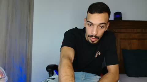 Snapshot of jokerharle1 chatting on 23, 9, 2025 ALICEARABIAN online show from 23, 9, 2025