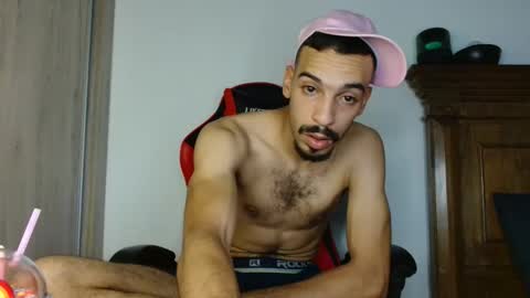 Snapshot of jokerharle1 chatting on 27, 9, 2025 ALICEARABIAN online show from 27, 9, 2025