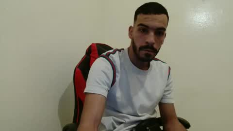 Snapshot of jokerharle1 chatting on 26, 10, 2025 ALICEARABIAN online show from 26, 10, 2025