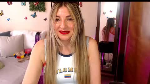 Snapshot of jolie_mature_ chatting on 19, 6, 2026 Jolie Mature online show from 19, 6, 2026