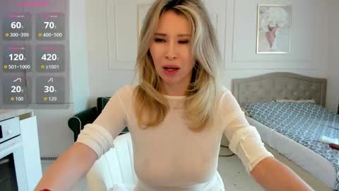Snapshot of jolie_ozolla chatting on 11, 9, 2025 Jolie Ozolla online show from 11, 9, 2025