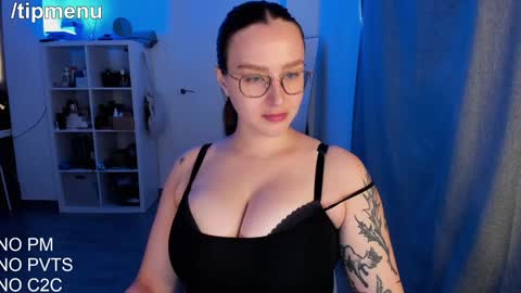 Snapshot of joliejoy chatting on 28, 9, 2025 Jolie My snapchat got deleted. If you were subscribed dm me my former username or scroll down and click on snapchat media online show from 28, 9, 2025