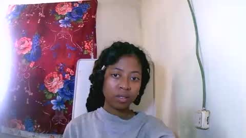 Snapshot of joliekah27 chatting on 27, 1, 2025 joliekah27 online show from 27, 1, 2025