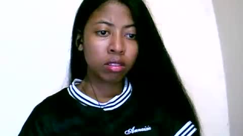 joliekah27 online show from 13, 6, 2026