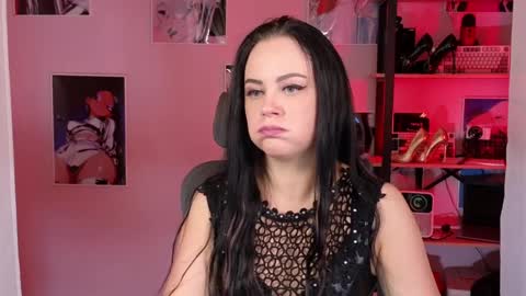 Snapshot of jolieorchid chatting on 5, 4, 2026 MISTRESS Jolie online show from 5, 4, 2026