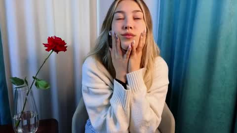 Viola online show from 10, 9, 2025