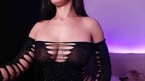 AlesyaJ online show from 31, 10, 2025