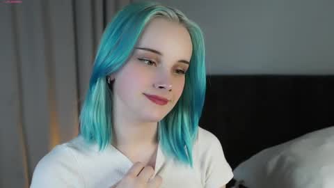 Snapshot of jonnienita chatting on 23, 5, 2026 Alice online show from 23, 5, 2026