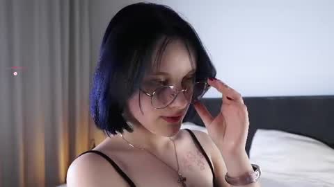 Snapshot of jonnienita chatting on 14, 6, 2026 Alice online show from 14, 6, 2026