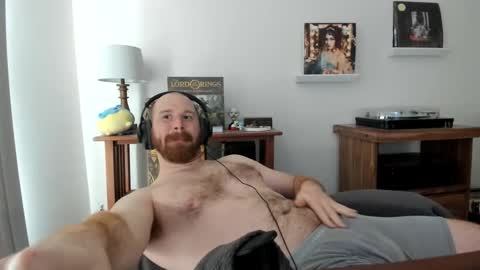Snapshot of jonnlulz chatting on 11, 2, 2025 Jon online show from 11, 2, 2025
