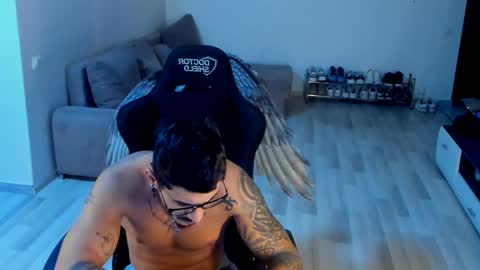 Snapshot of jonnyporn1 chatting on 3, 10, 2025 jonnyporn1 online show from 3, 10, 2025