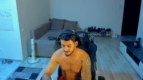 Snapshot of jonnyporn1 chatting on 30, 10, 2025 jonnyporn1 online show from 30, 10, 2025