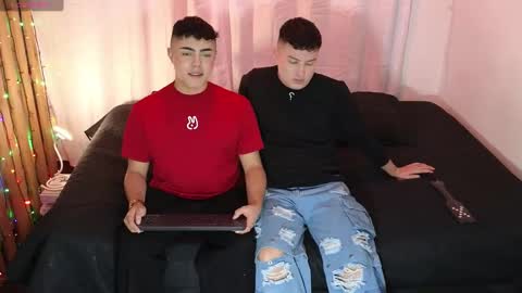 jordanhiltton__ online show from 26, 1, 2025