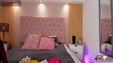 jorinde sexy online show from 6, 5, 2026
