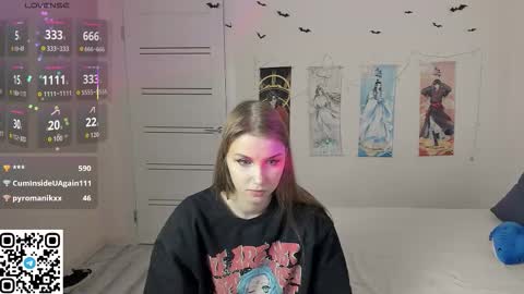 Mila online show from 6, 11, 2025