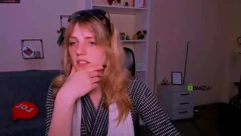 Snapshot of jose_fairy chatting on 6, 10, 2025 jose_fairy online show from 6, 10, 2025