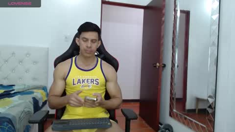 jose_rumbero91 online show from 20, 2, 2025