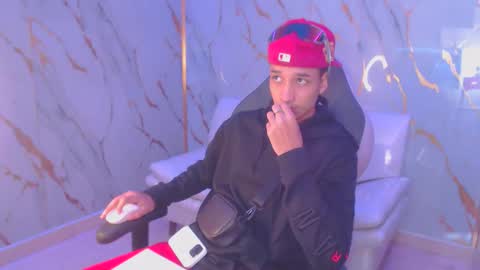 Snapshot of jose_sexycumm chatting on 8, 10, 2025 jose_sexycumm online show from 8, 10, 2025