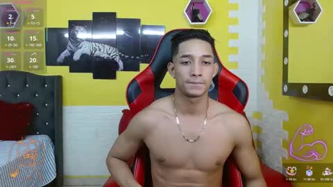 Snapshot of jose_sexycumm chatting on 19, 12, 2025 jose_sexycumm online show from 19, 12, 2025