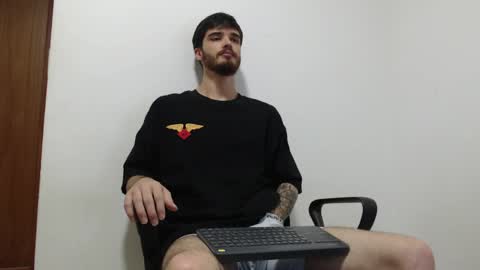 Snapshot of joseh0se chatting on 5, 4, 2026 alejandro online show from 5, 4, 2026